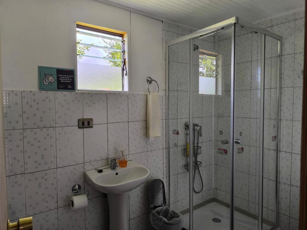 Refugio La Rinconada Bed & Breakfast Bahia Murta Exterior photo